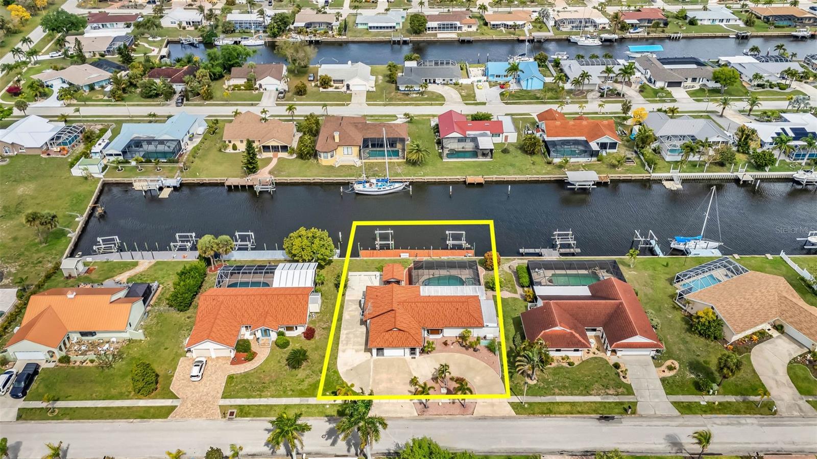 238 FRY TER SE, PORT CHARLOTTE, FL, 33952
