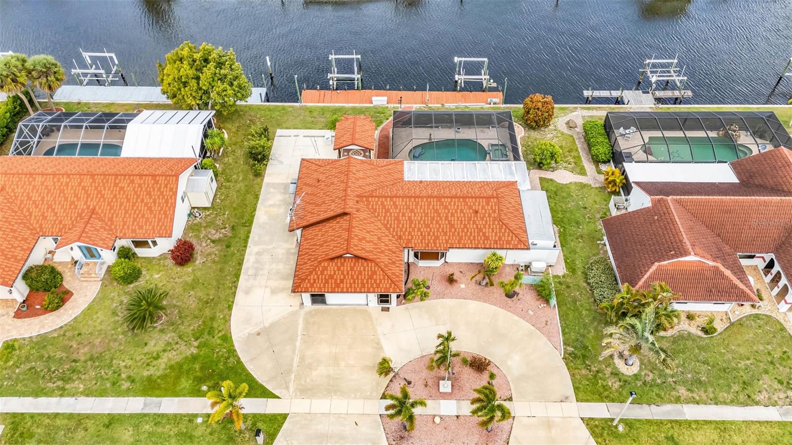 238 FRY TER SE, PORT CHARLOTTE, FL, 33952