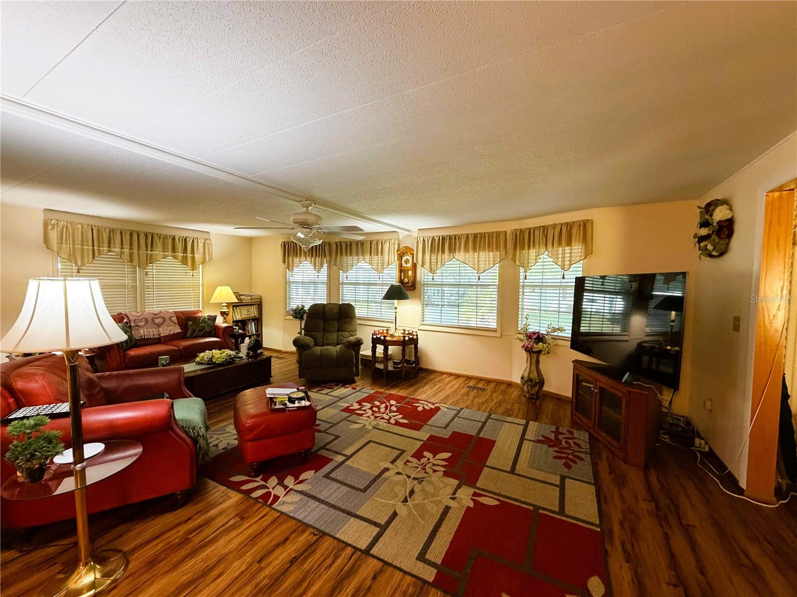 121 AZALEA TRL, LEESBURG, FL, 34748