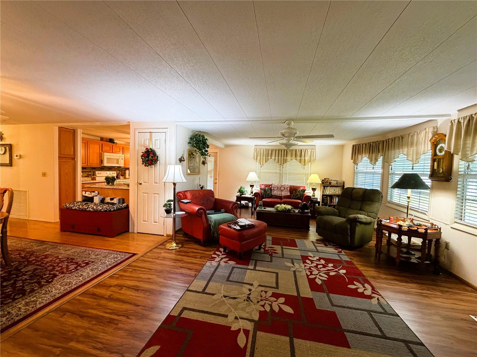 121 AZALEA TRL, LEESBURG, FL, 34748