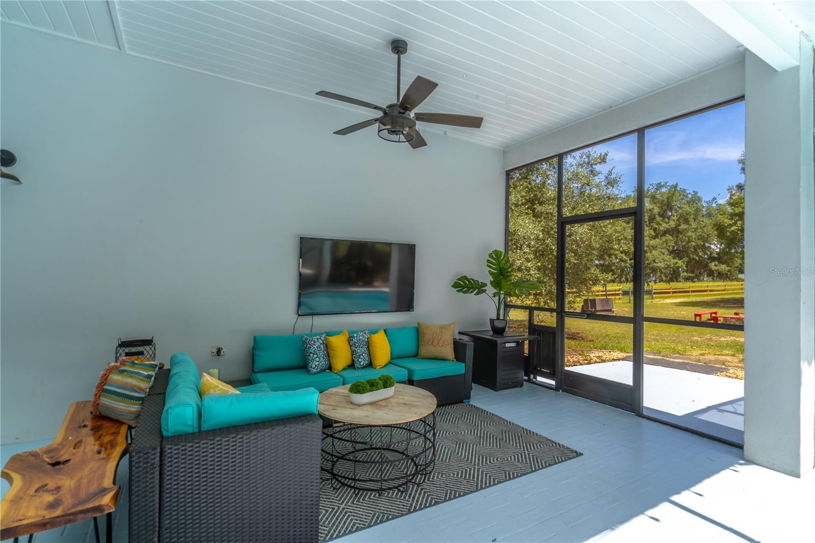 23100 SE HIGHWAY 42, UMATILLA, FL, 32784
