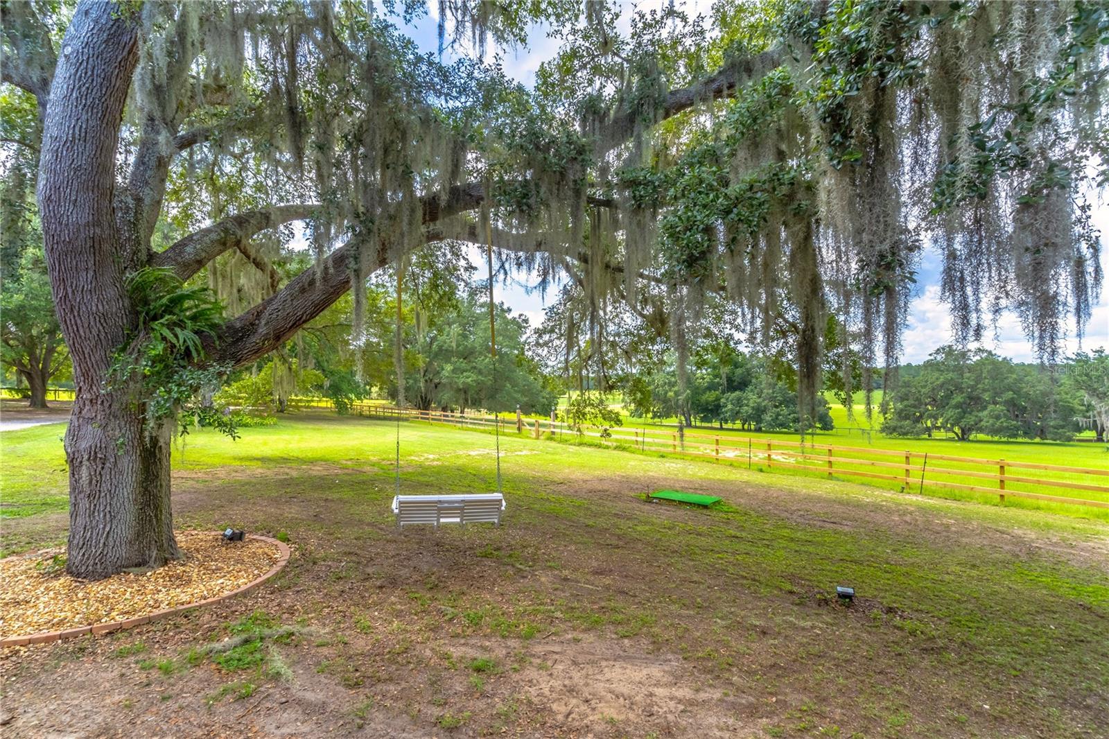 23100 SE HIGHWAY 42, UMATILLA, FL, 32784