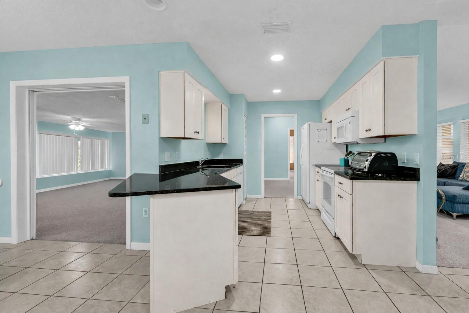 285 MARK TWAIN LN, ROTONDA WEST, FL, 33947