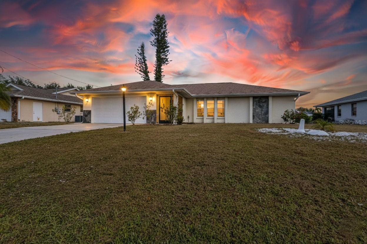 285 MARK TWAIN LN, ROTONDA WEST, FL, 33947