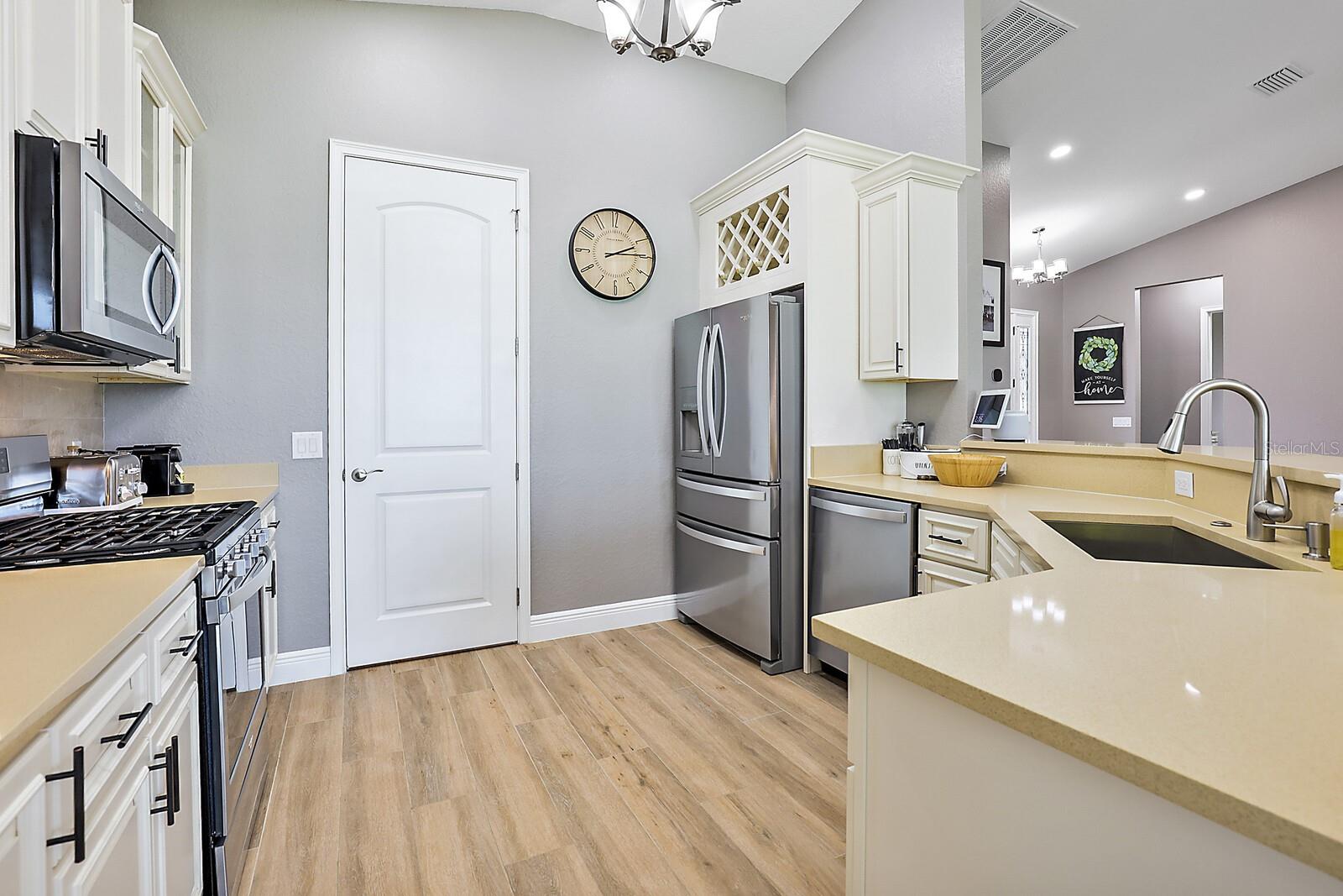 5035 NE 125TH LOOP, OXFORD, FL, 34484