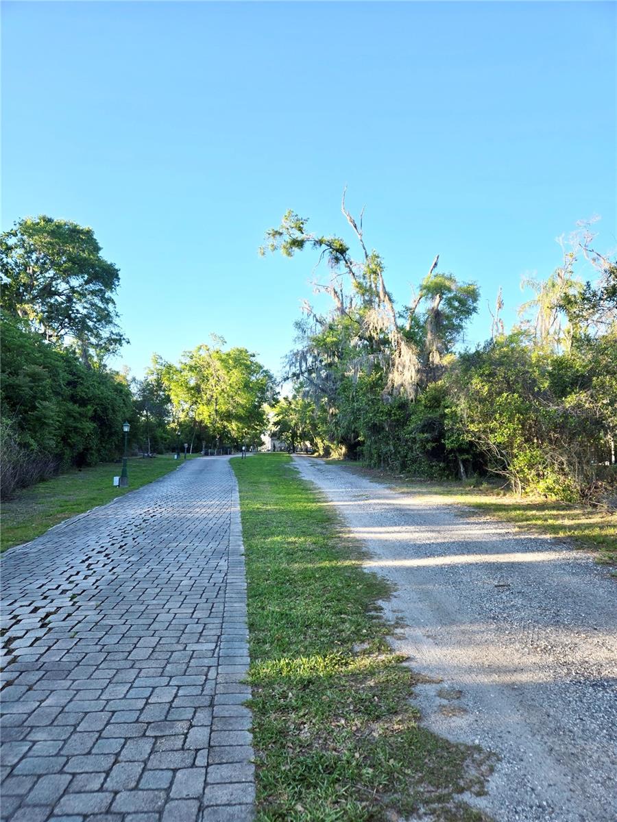 DEBUEL RD, LUTZ, FL, 33549
