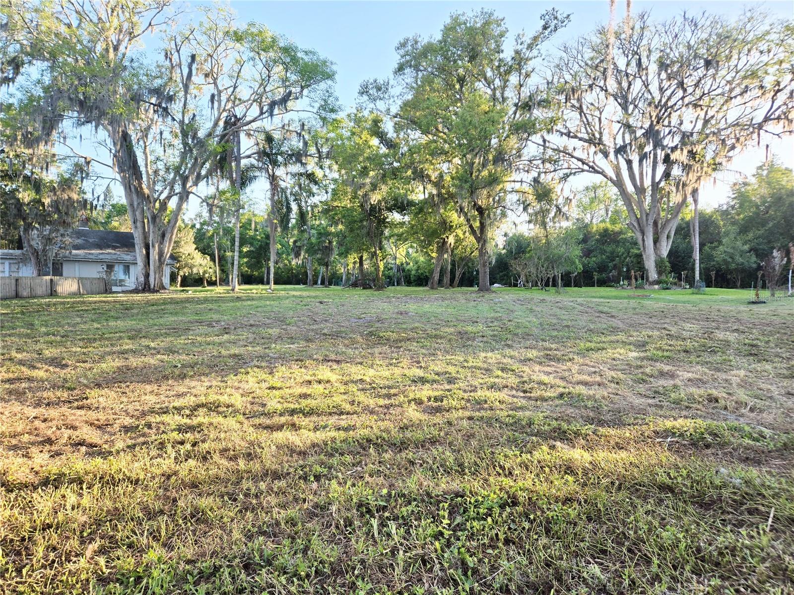 DEBUEL RD, LUTZ, FL, 33549