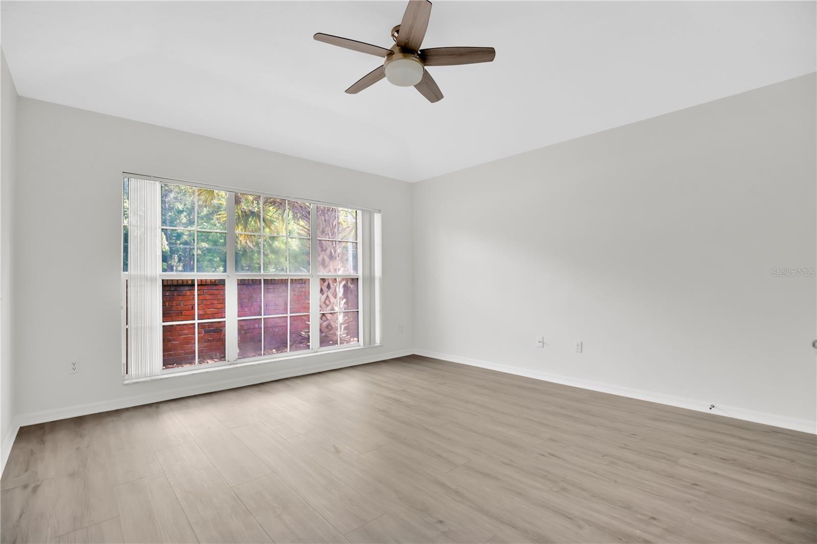 932 W CHARING CROSS CIR, LAKE MARY, FL, 32746