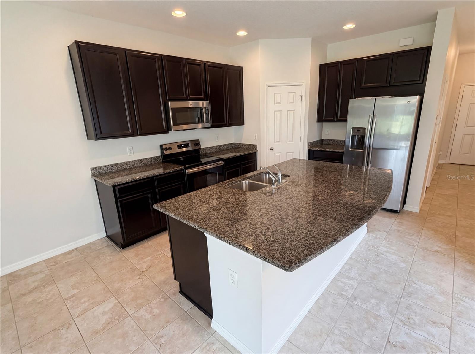 7070 WOODCHASE GLEN DR, RIVERVIEW, FL, 33578