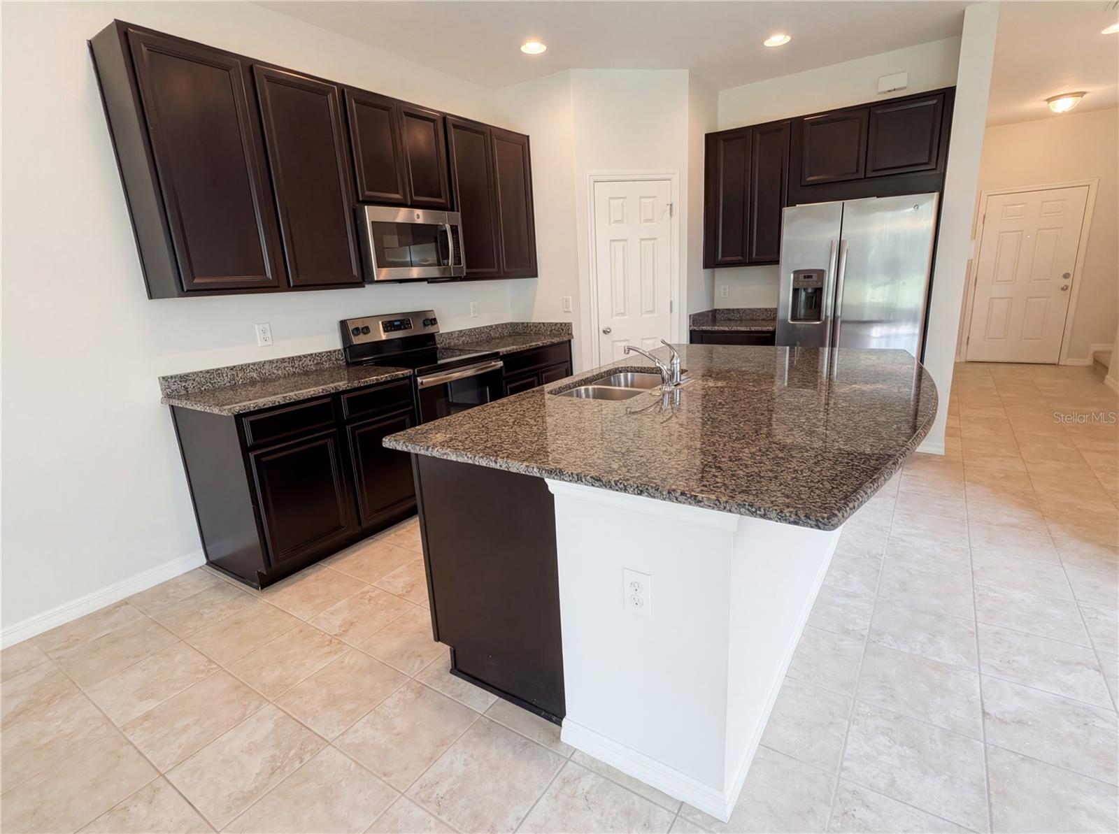 7070 WOODCHASE GLEN DR, RIVERVIEW, FL, 33578