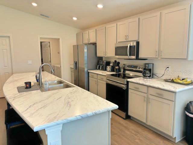 737 DAPHNE DR, POLK CITY, FL, 33868