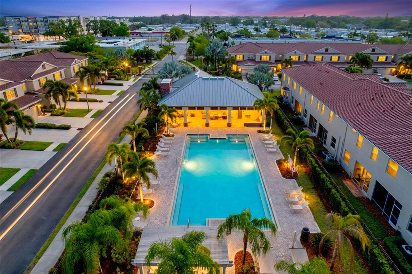 597 52ND TER N, ST PETERSBURG, FL, 33703