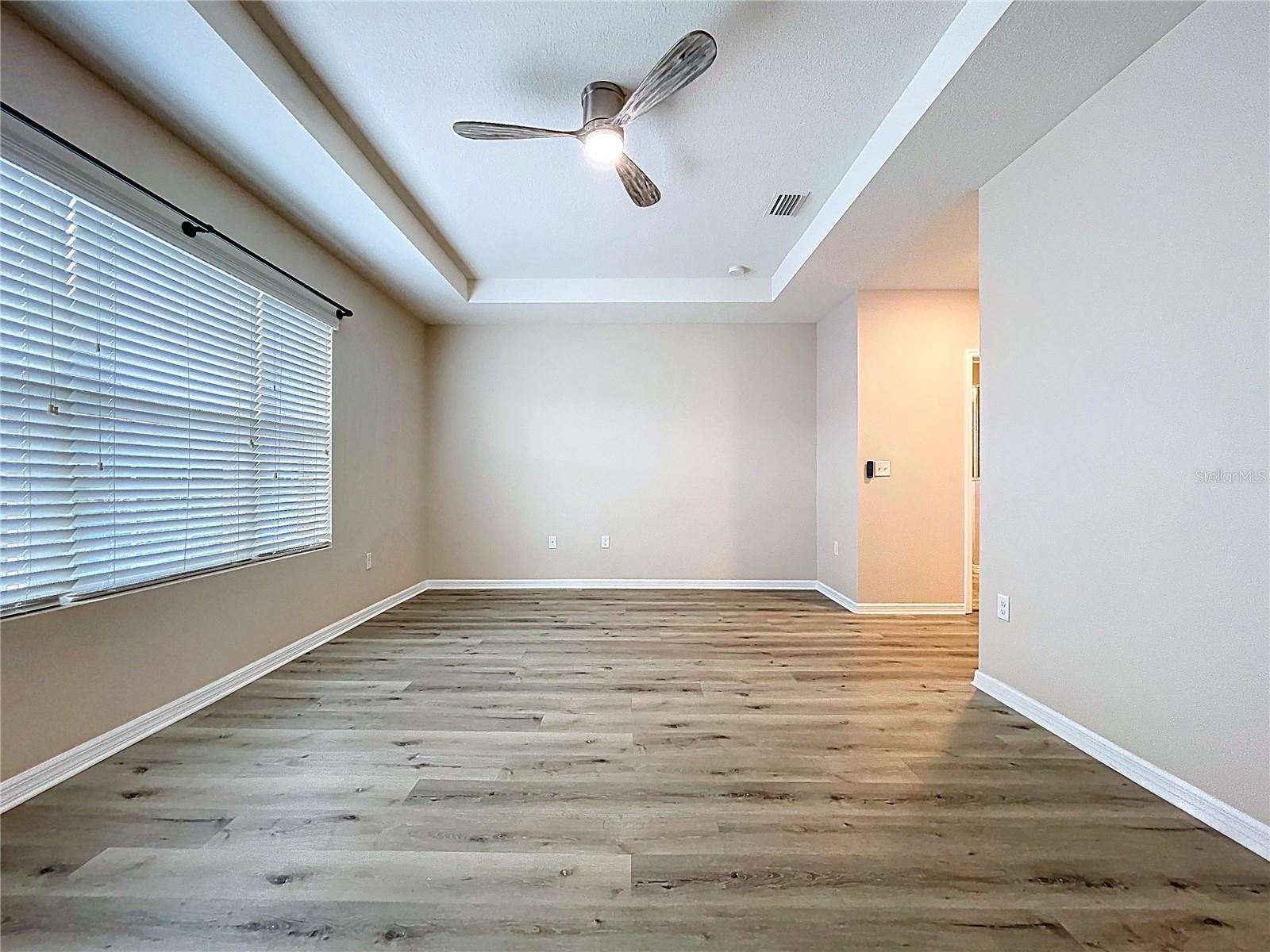 597 52ND TER N, ST PETERSBURG, FL, 33703