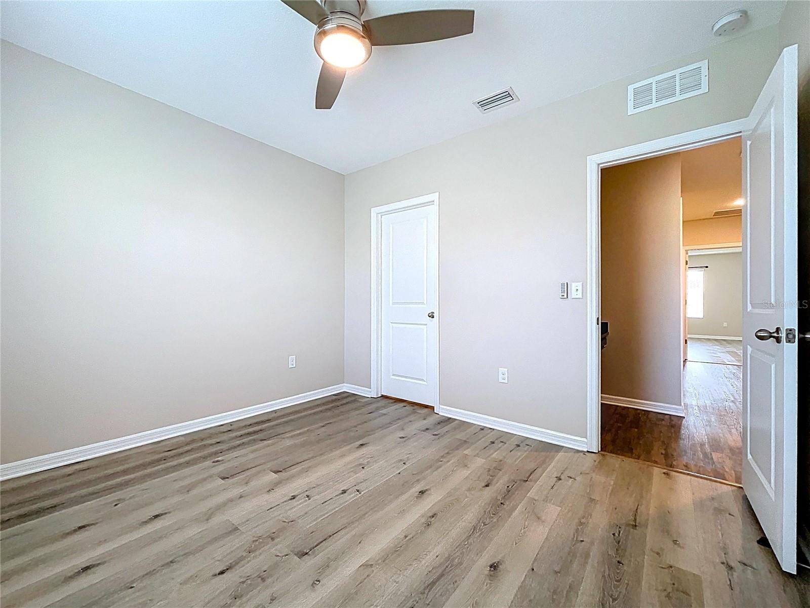 597 52ND TER N, ST PETERSBURG, FL, 33703