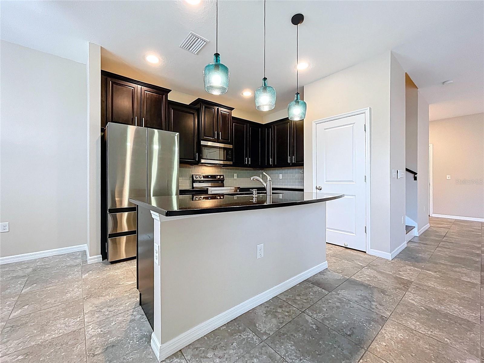 597 52ND TER N, ST PETERSBURG, FL, 33703