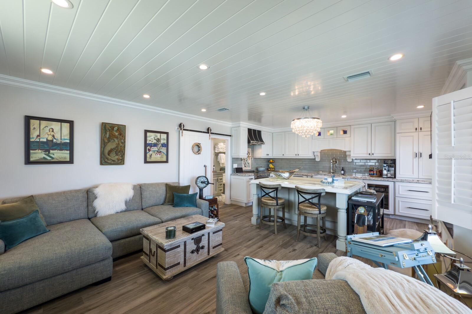 761 JOHN RINGLING BLVD #31, SARASOTA, FL, 34236