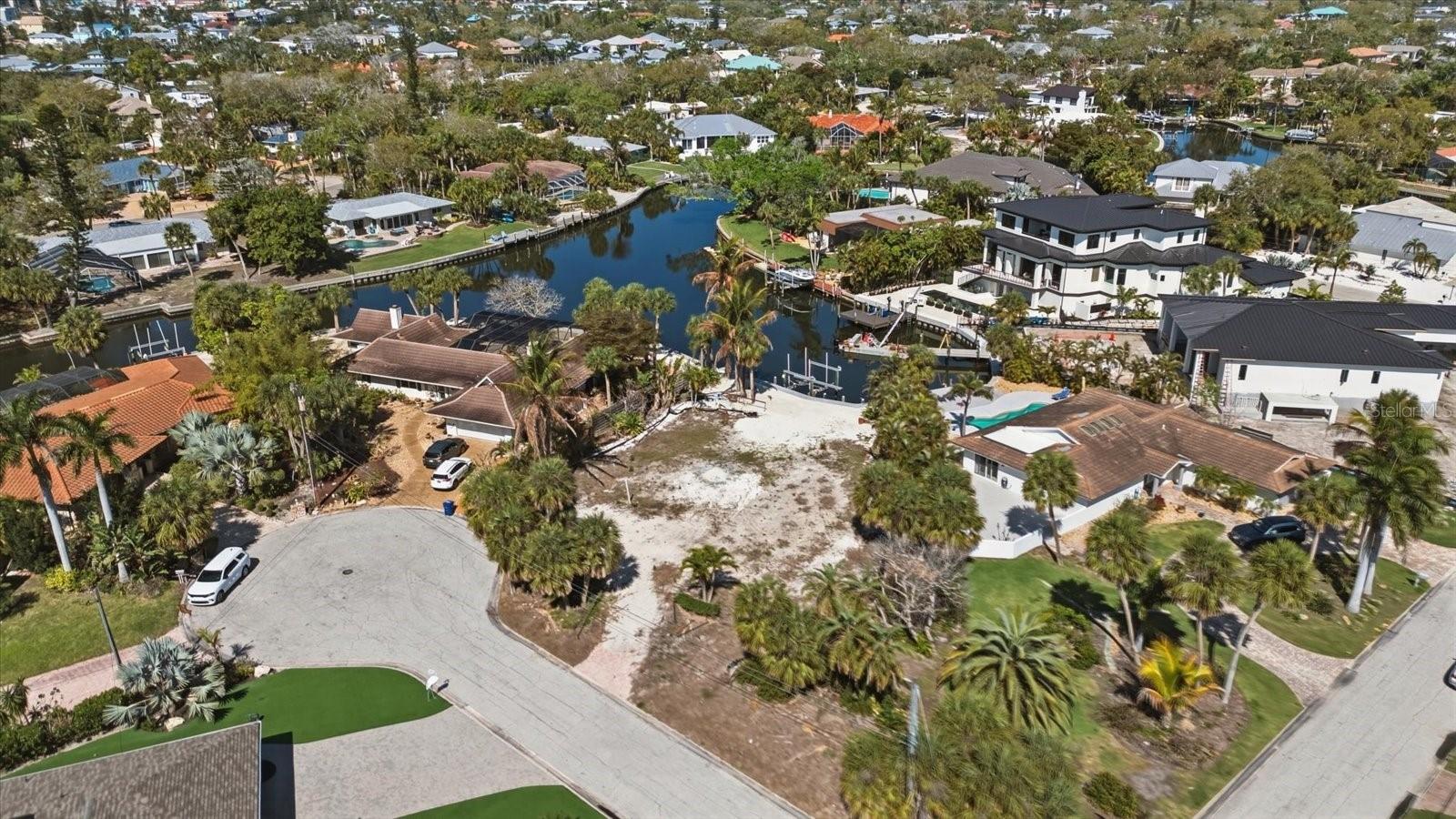 5448 AZURE WAY, SARASOTA, FL, 34242