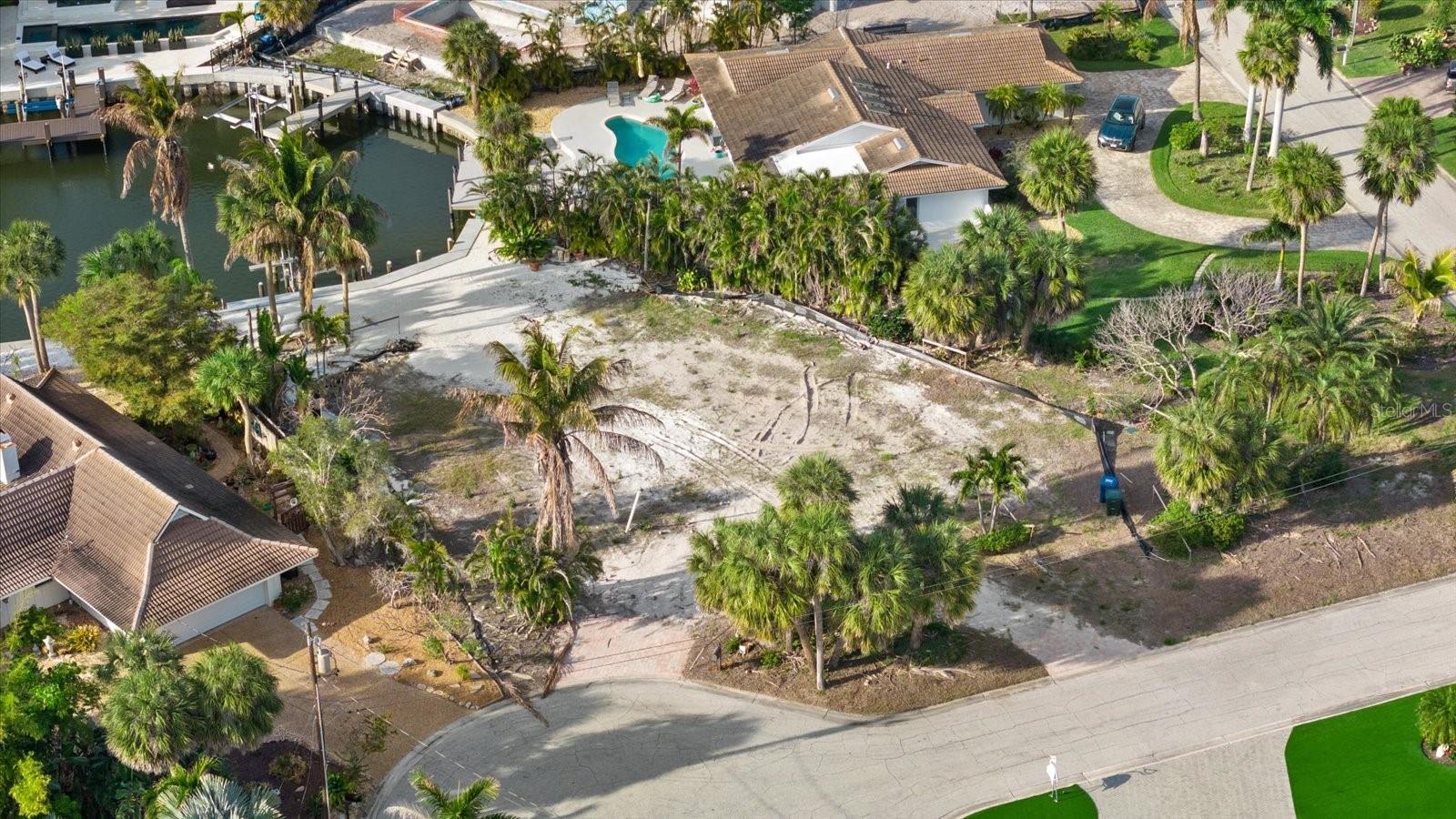5448 AZURE WAY, SARASOTA, FL, 34242