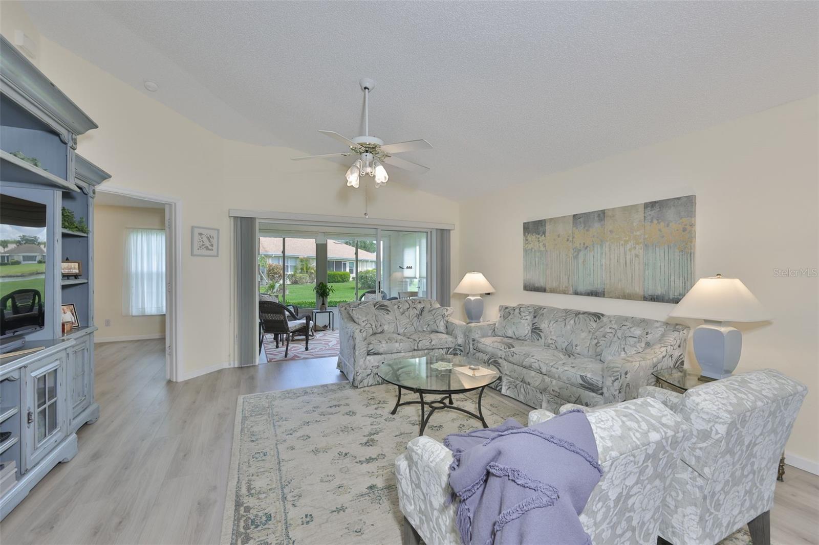 2012 NANTUCKET DR #22, SUN CITY CENTER, FL, 33573
