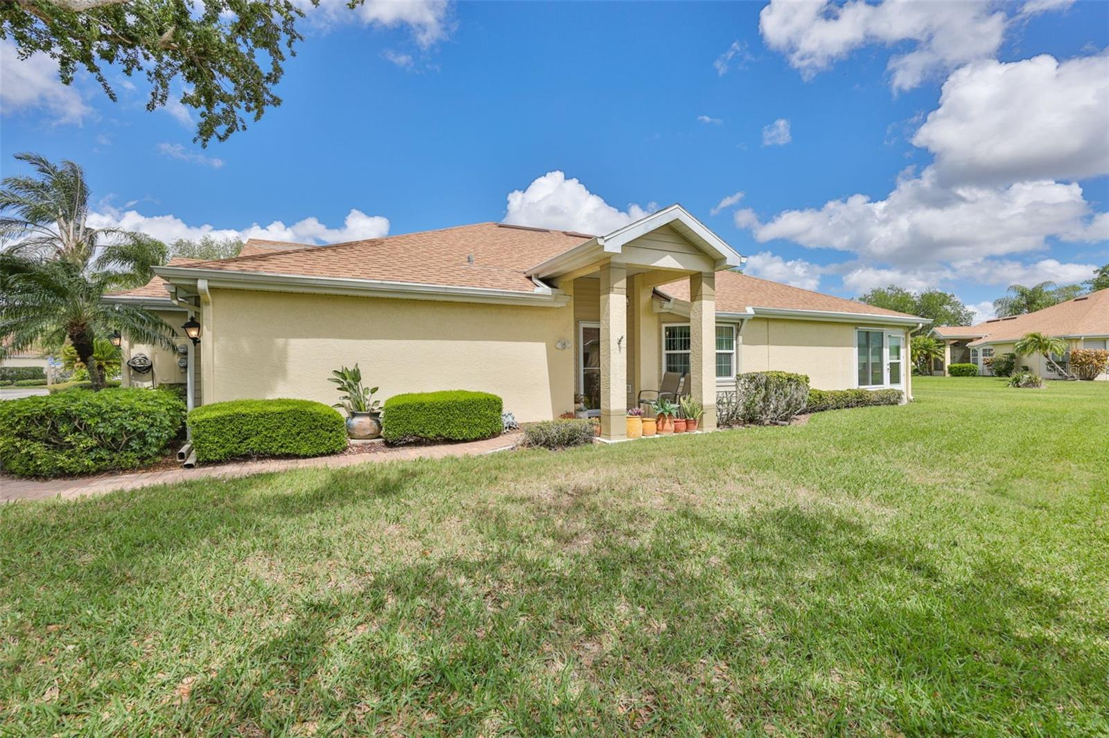 2012 NANTUCKET DR #22, SUN CITY CENTER, FL, 33573