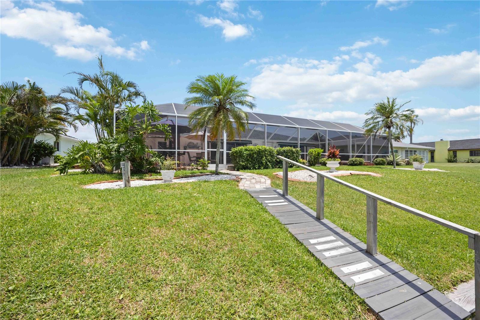 965 E GONDOLA DR, VENICE, FL, 34293