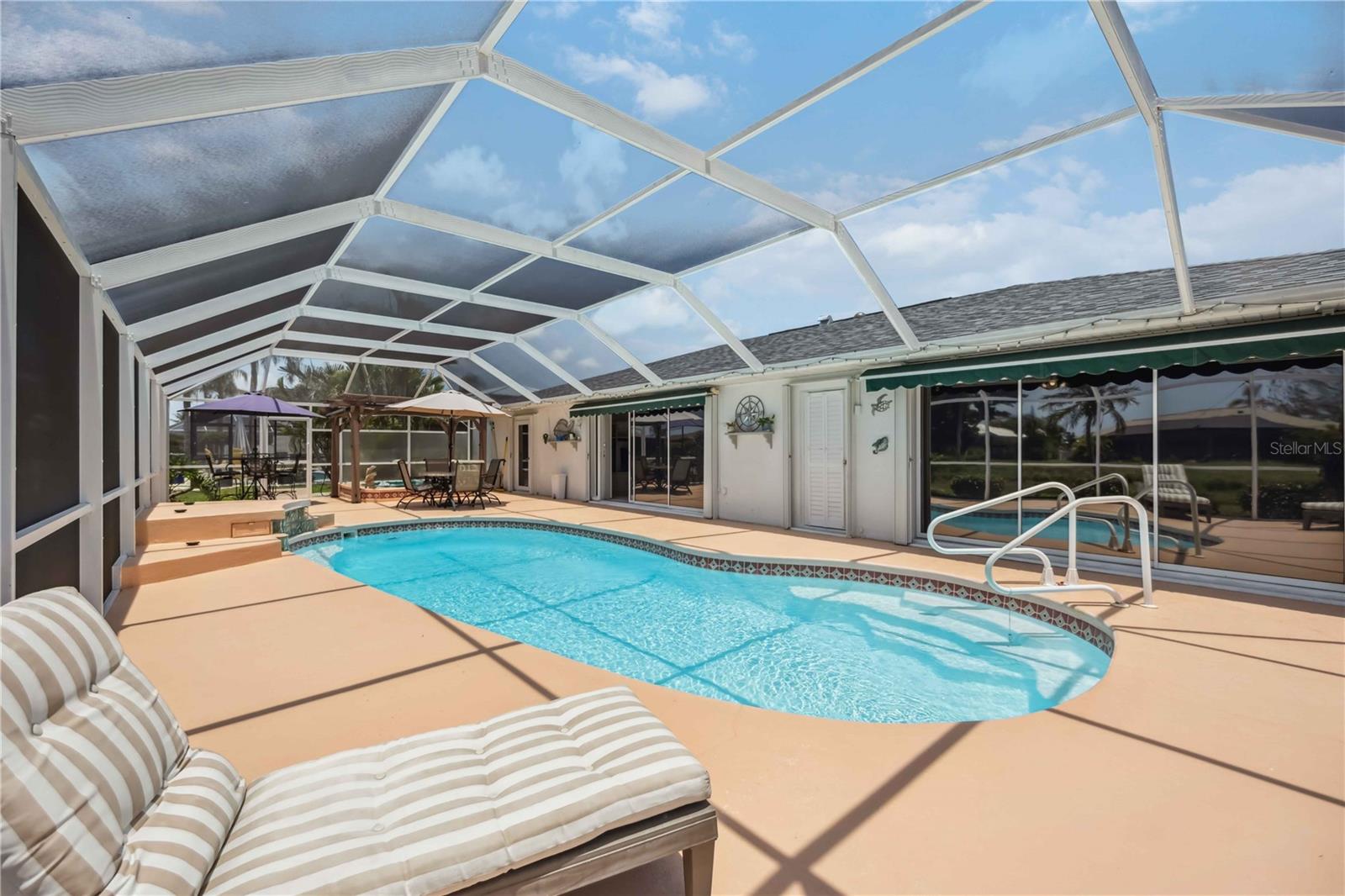 965 E GONDOLA DR, VENICE, FL, 34293