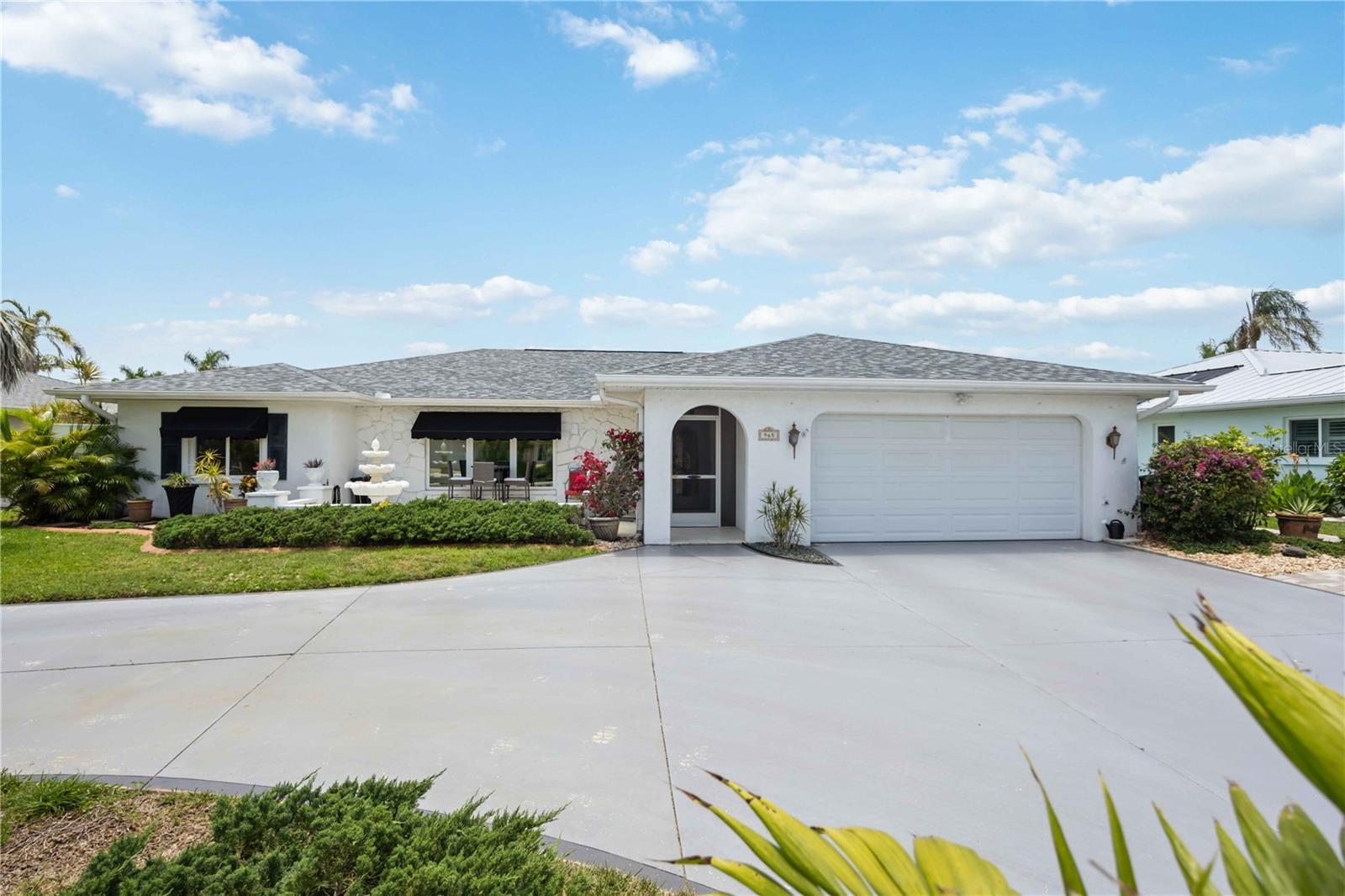 965 E GONDOLA DR, VENICE, FL, 34293