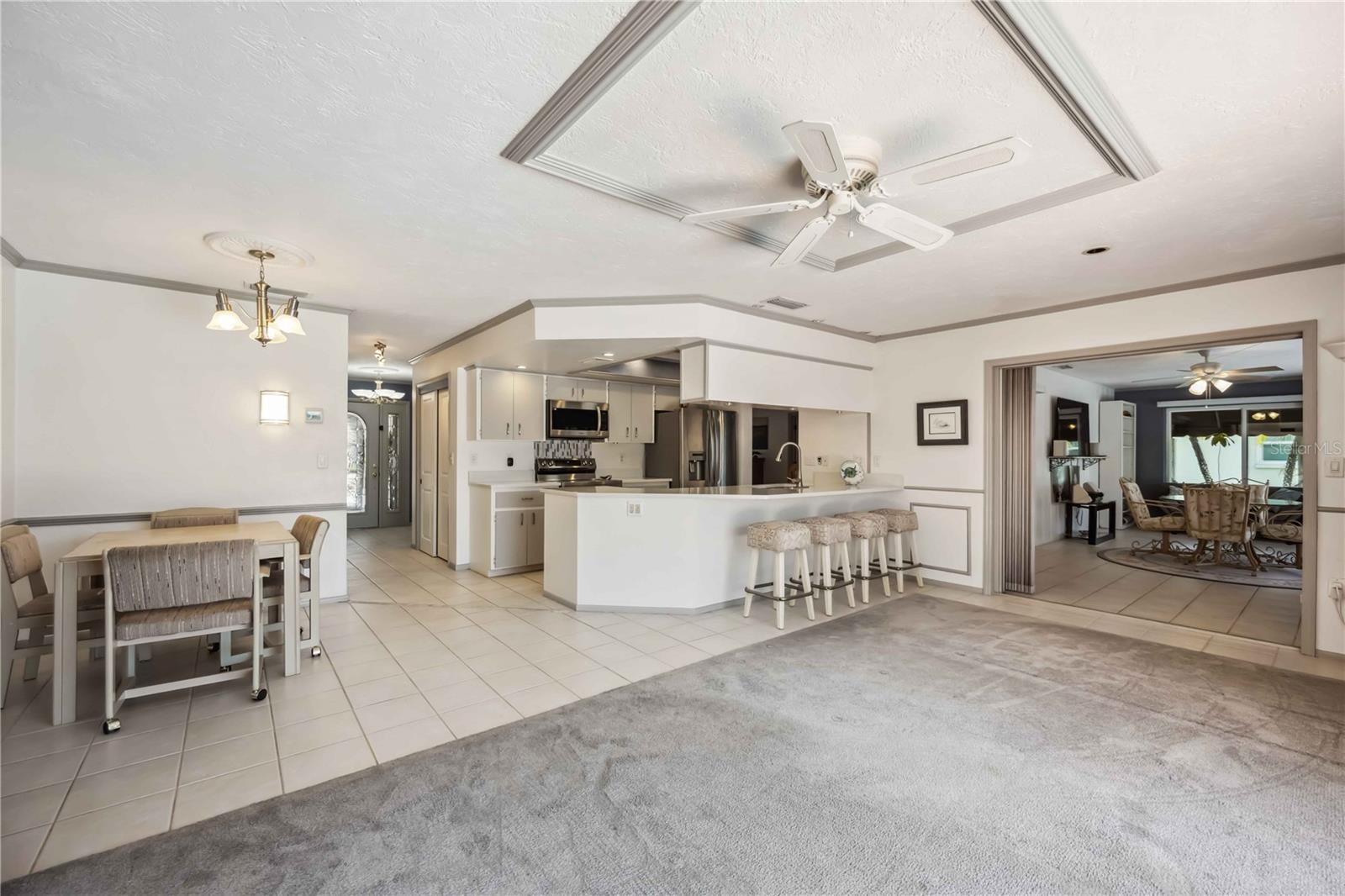 965 E GONDOLA DR, VENICE, FL, 34293