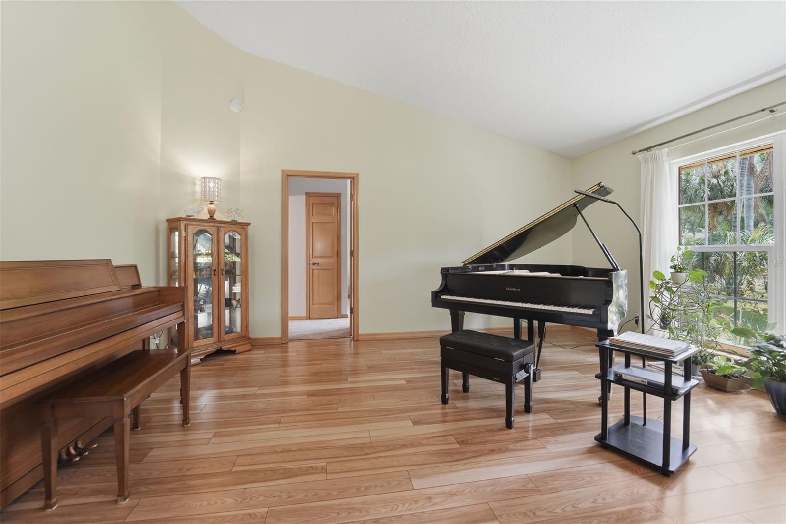 1061 TORCHWOOD DR, DELAND, FL, 32724