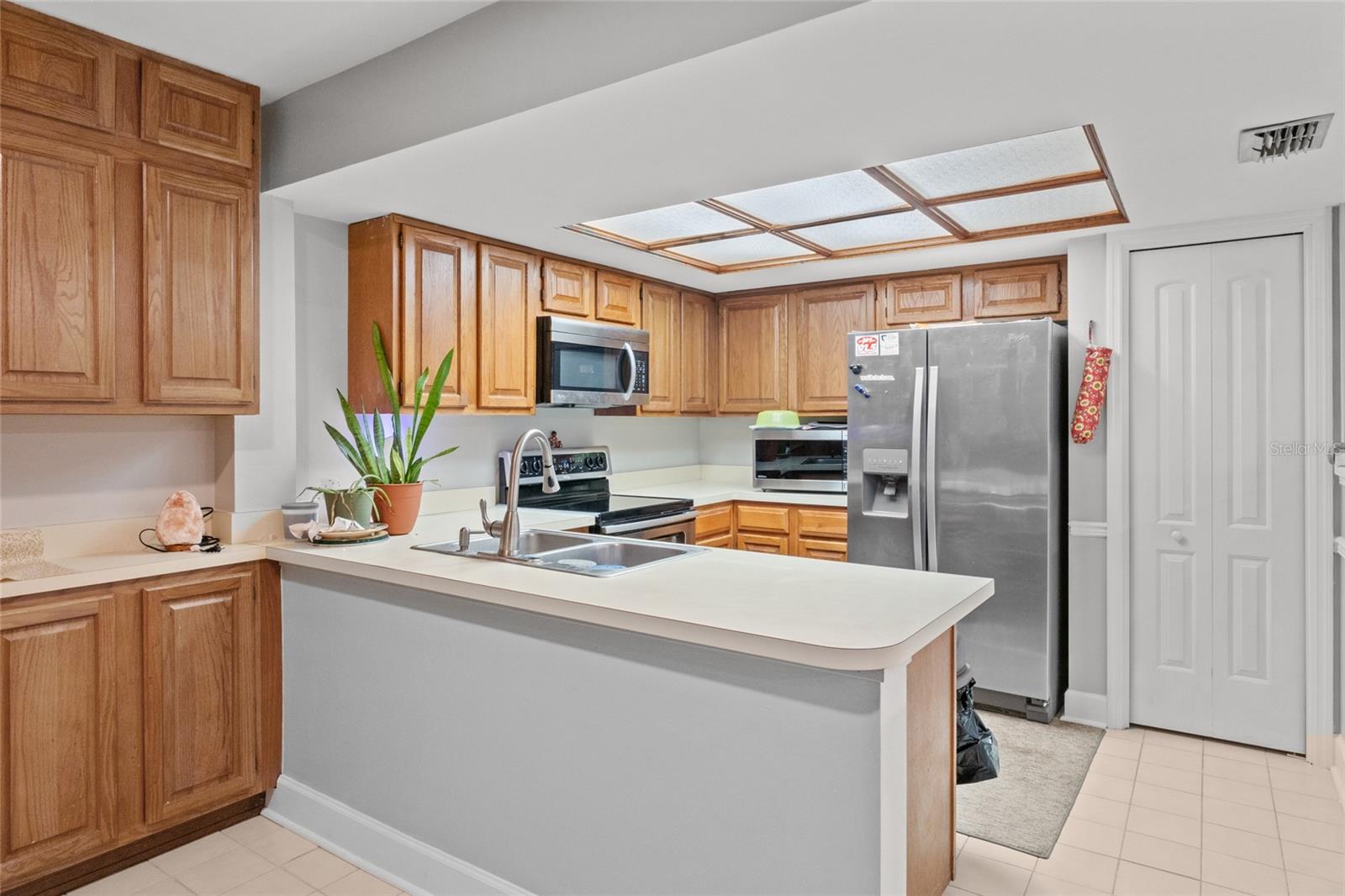 13140 VILLAGE CHASE CIR #13140, TAMPA, FL, 33618
