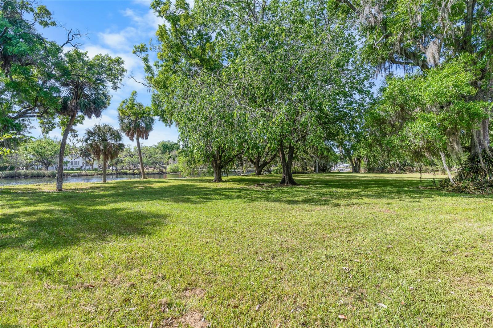 6605 N BOULEVARD, TAMPA, FL, 33604