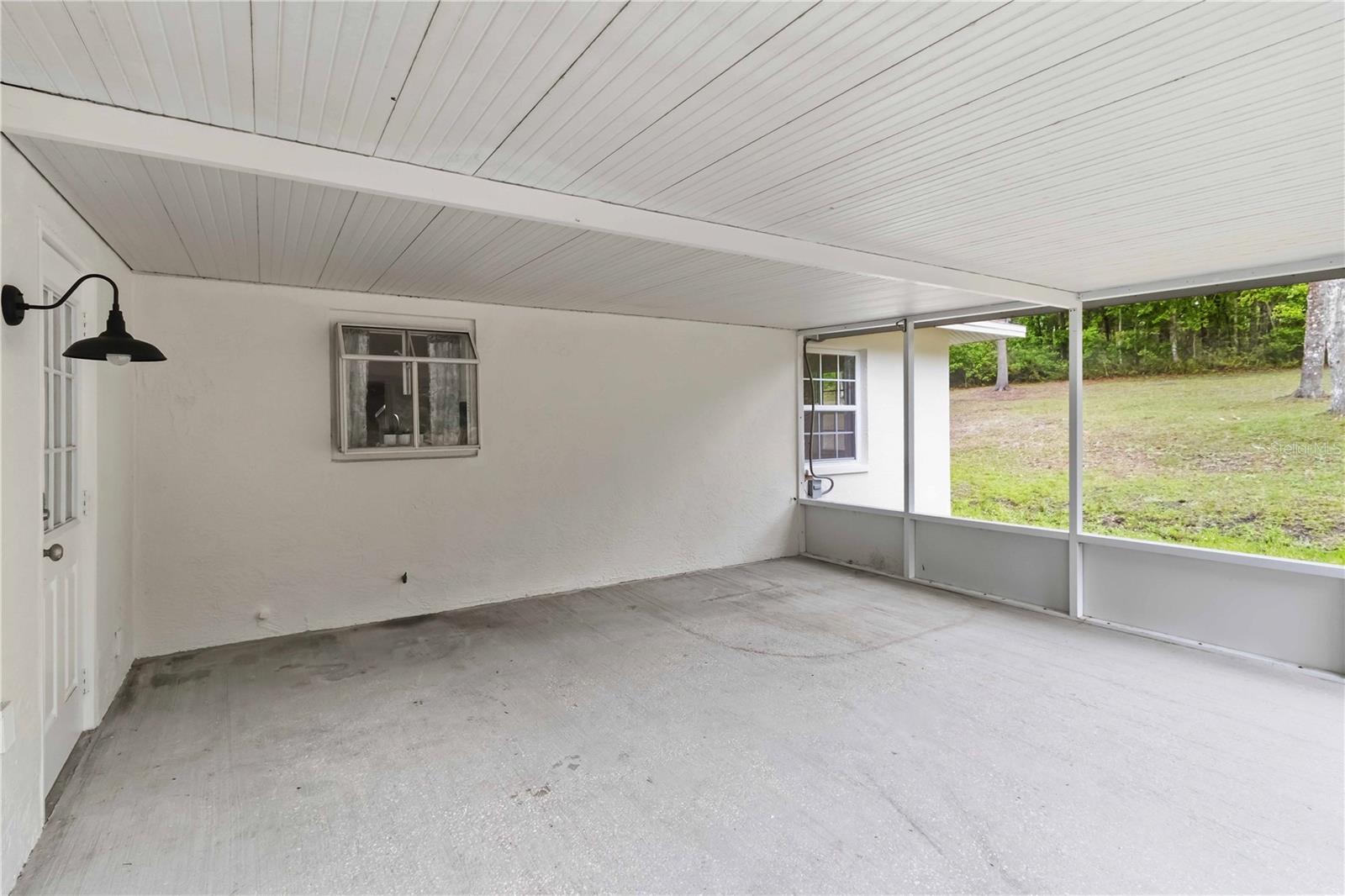 2293 SPRING LAKE HWY, BROOKSVILLE, FL, 34602
