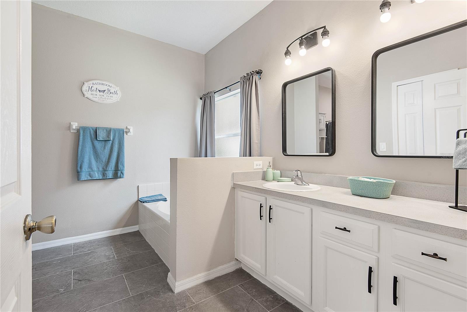 89 RADCLIFFE DR, PALM COAST, FL, 32164