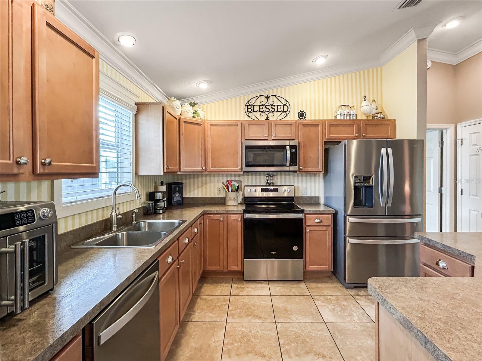 3737 COSMOS WAY, THE VILLAGES, FL, 32163