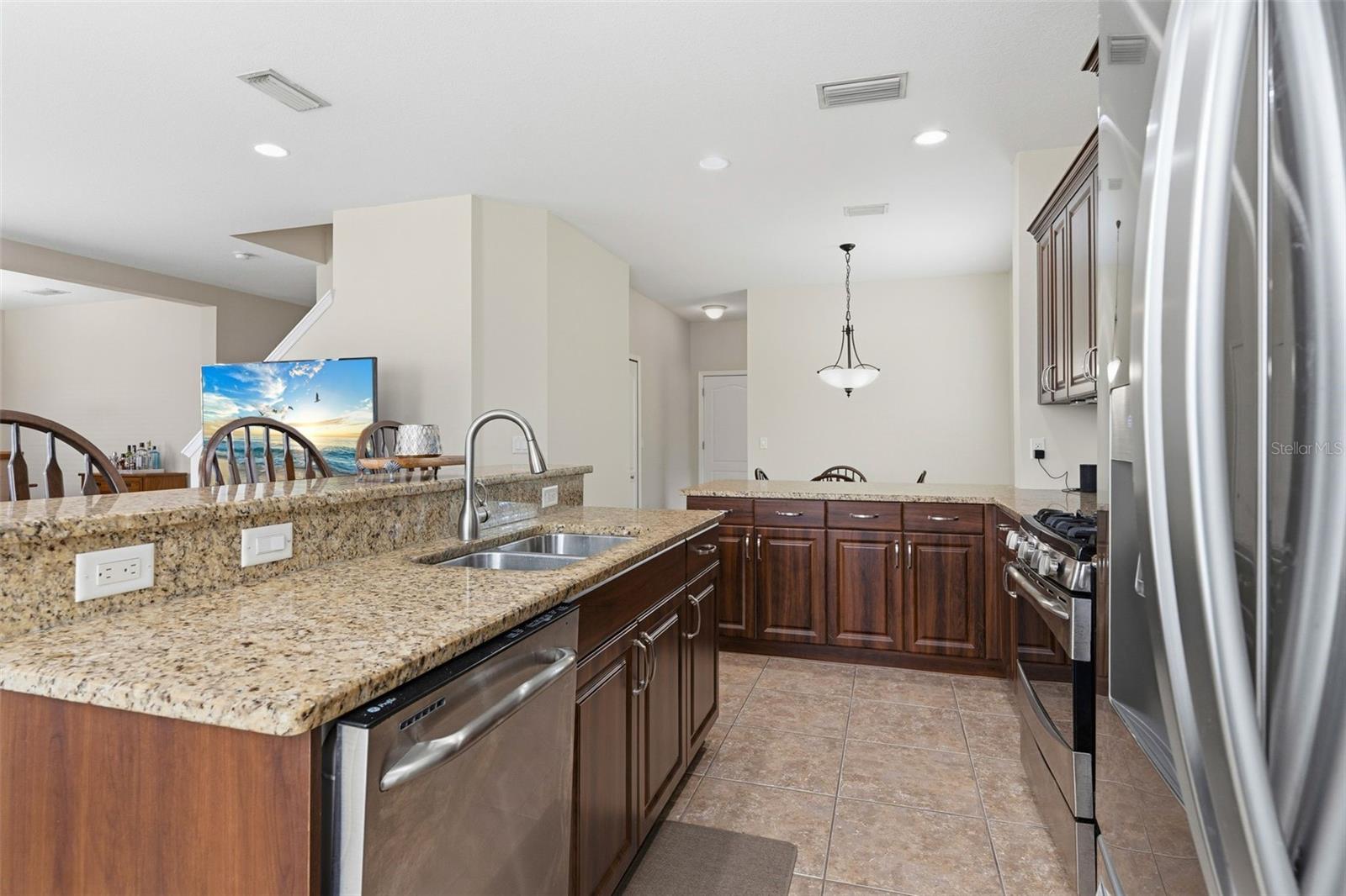 11904 FOREST PARK CIR, BRADENTON, FL, 34211