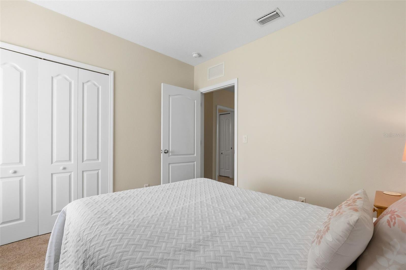 11904 FOREST PARK CIR, BRADENTON, FL, 34211