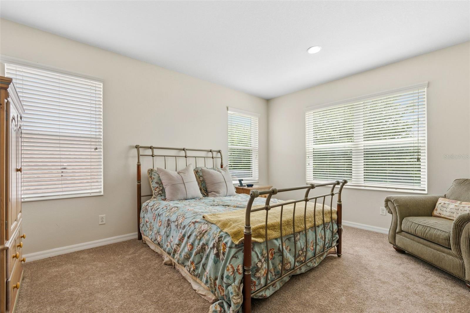 11904 FOREST PARK CIR, BRADENTON, FL, 34211