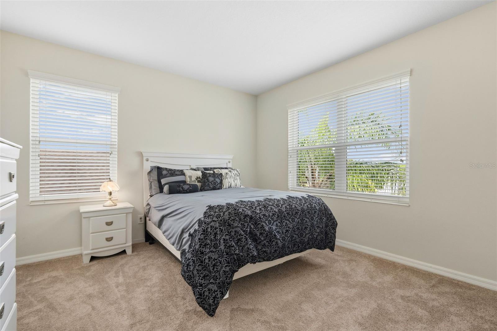 11904 FOREST PARK CIR, BRADENTON, FL, 34211