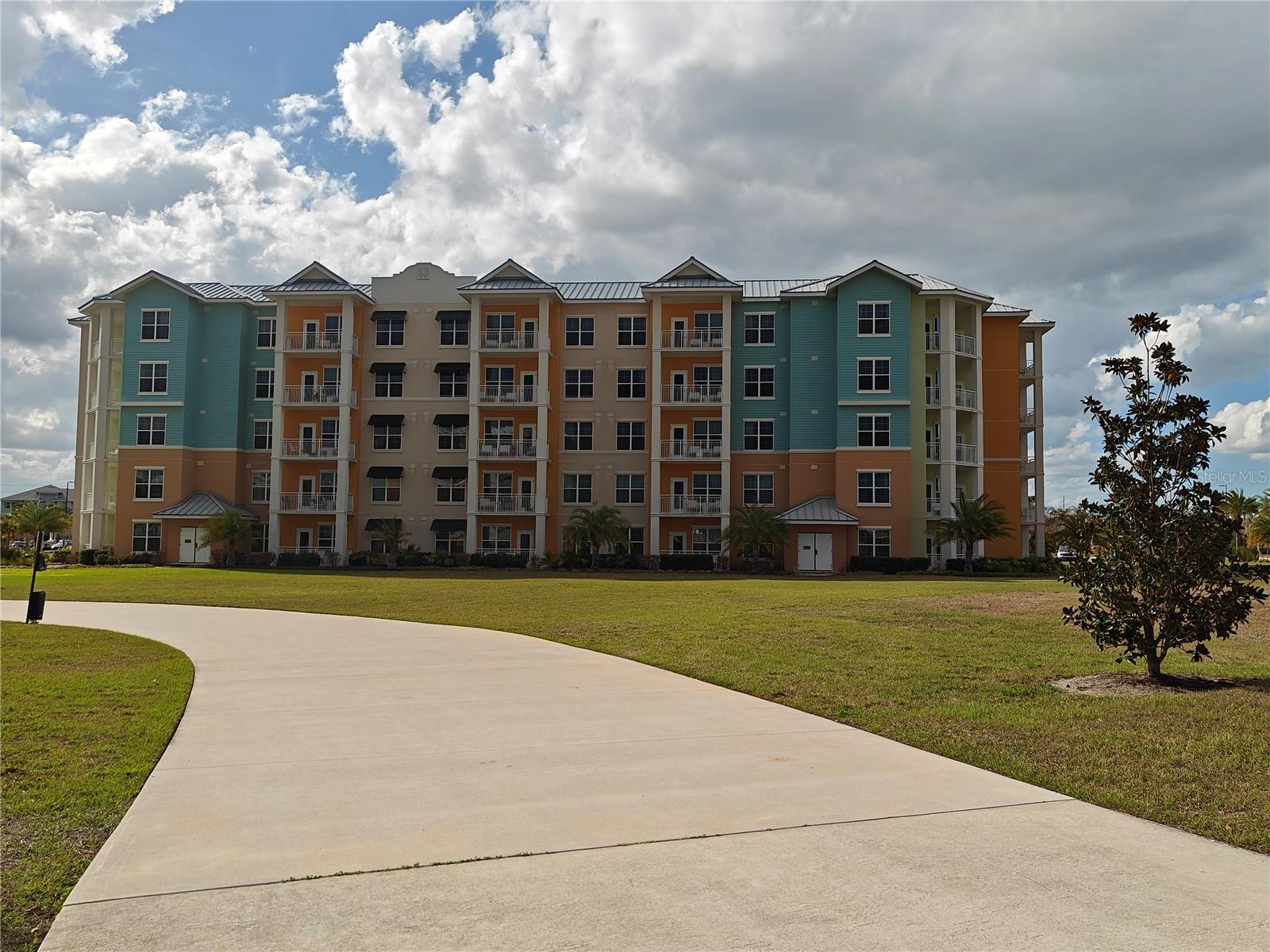 3151 SUNSET WALK DR #511, KISSIMMEE, FL, 34747