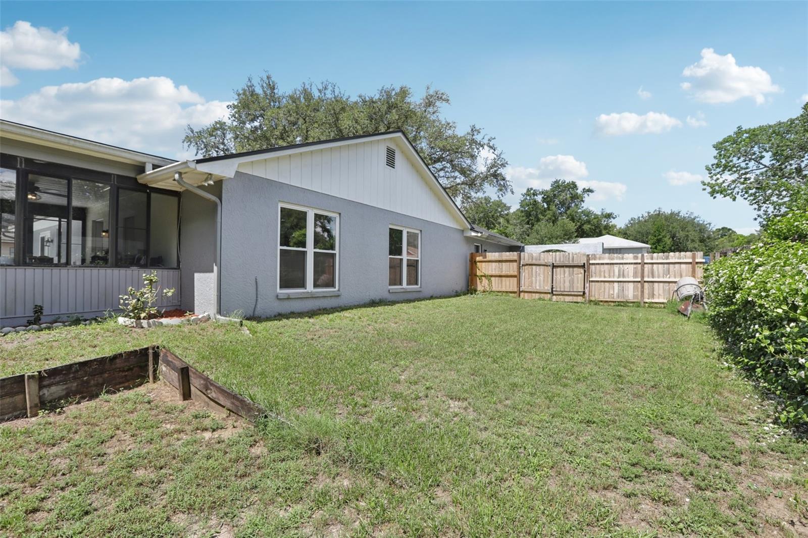 1009 BLACK KNIGHT DR, VALRICO, FL, 33594
