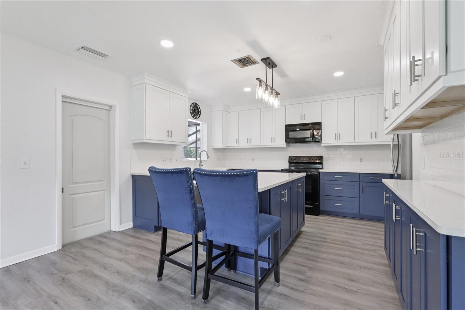 1009 BLACK KNIGHT DR, VALRICO, FL, 33594