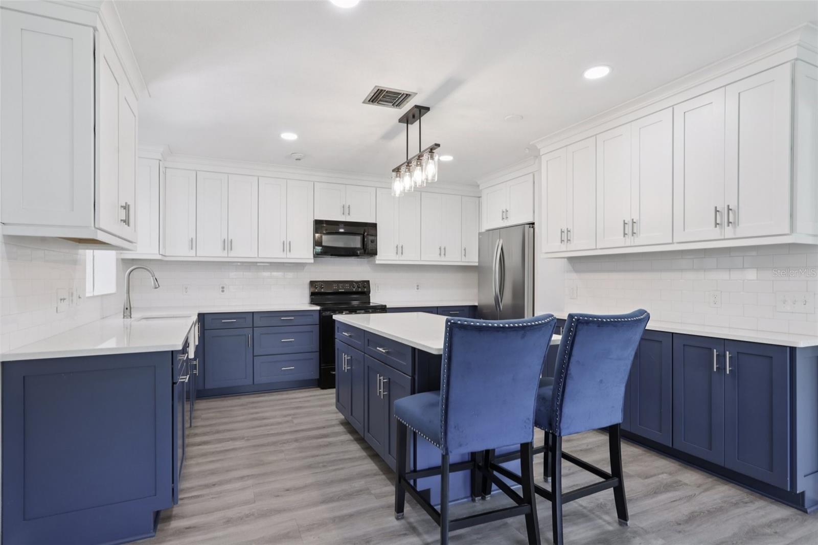 1009 BLACK KNIGHT DR, VALRICO, FL, 33594