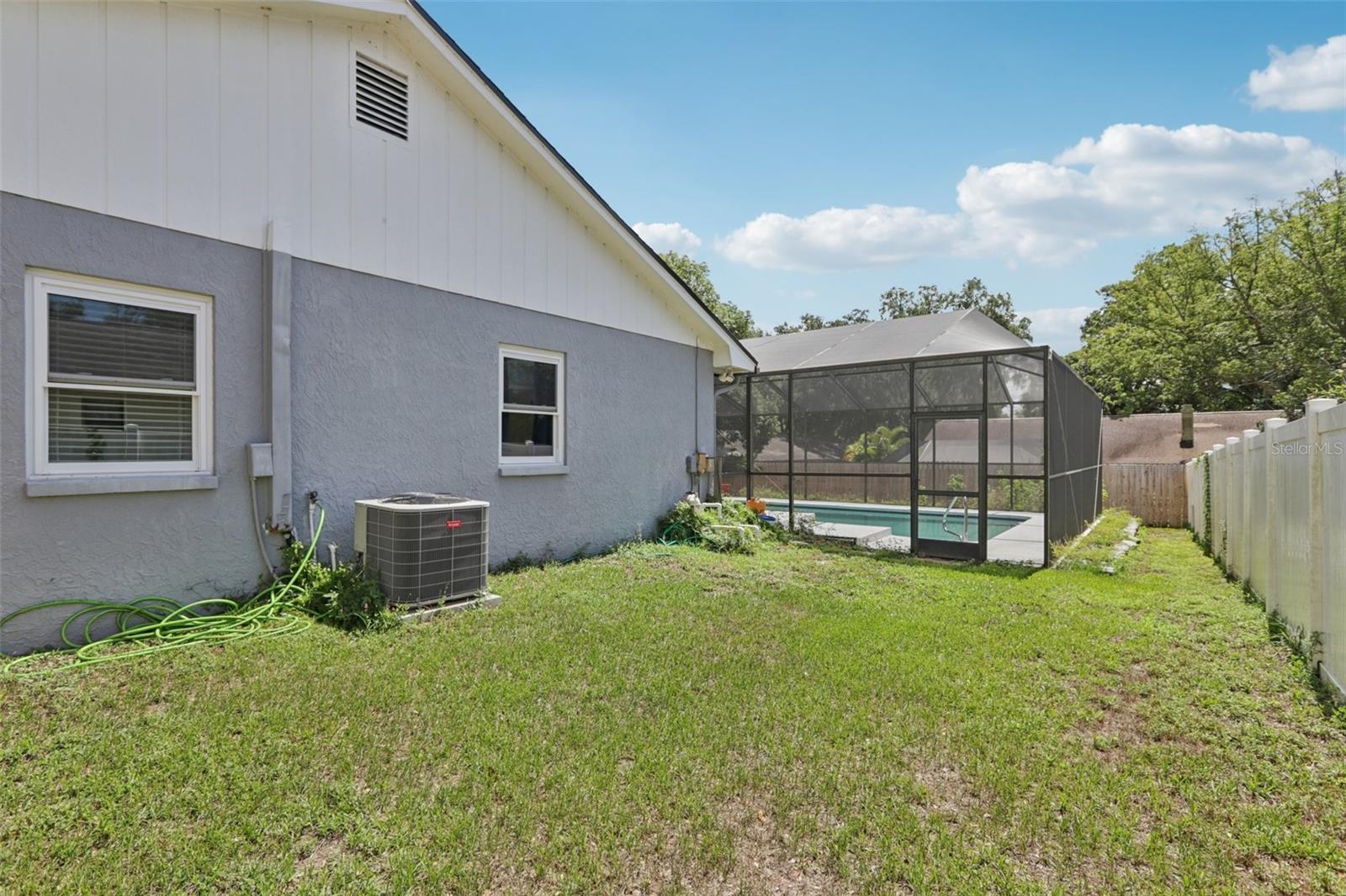1009 BLACK KNIGHT DR, VALRICO, FL, 33594