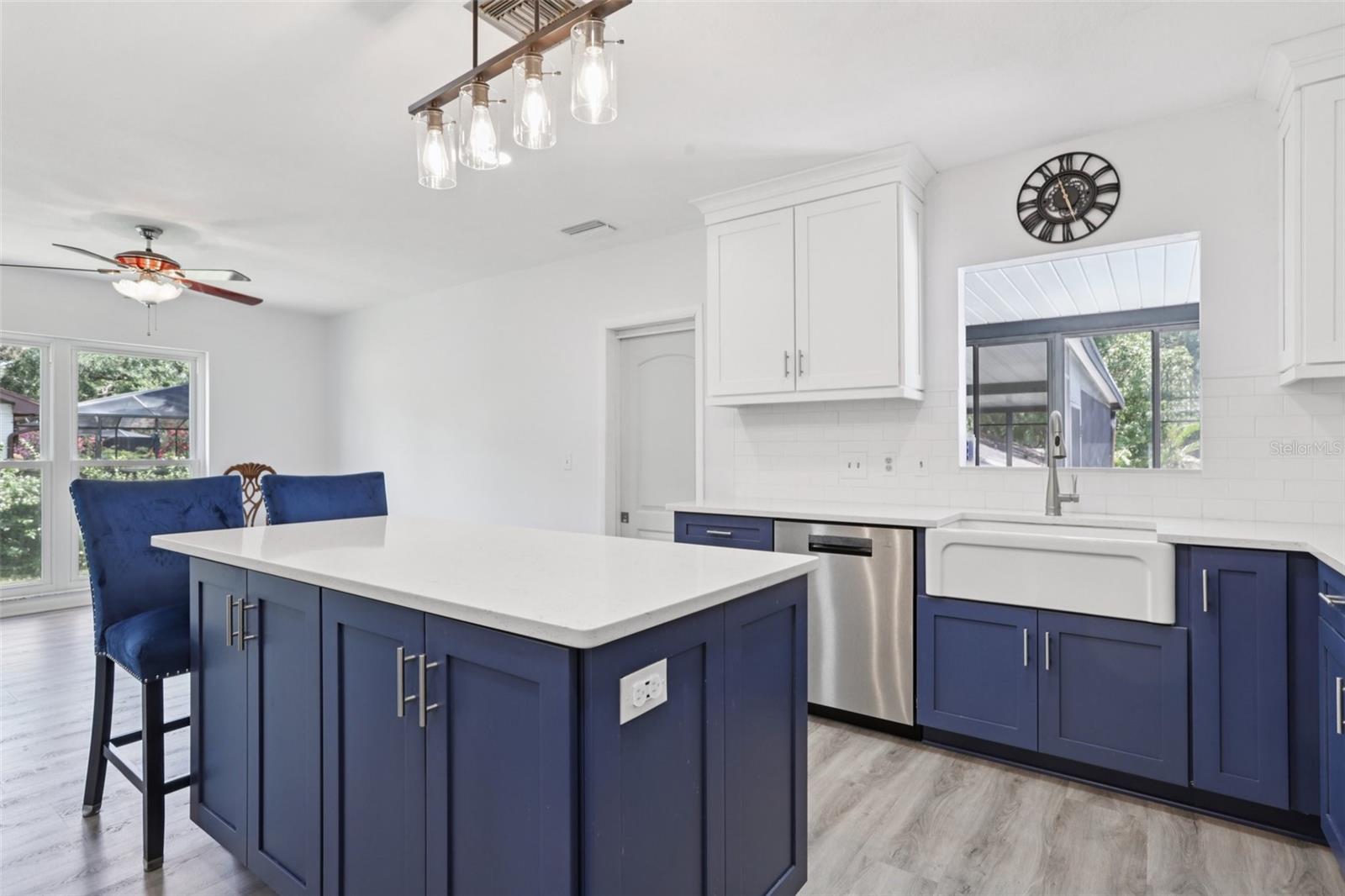 1009 BLACK KNIGHT DR, VALRICO, FL, 33594