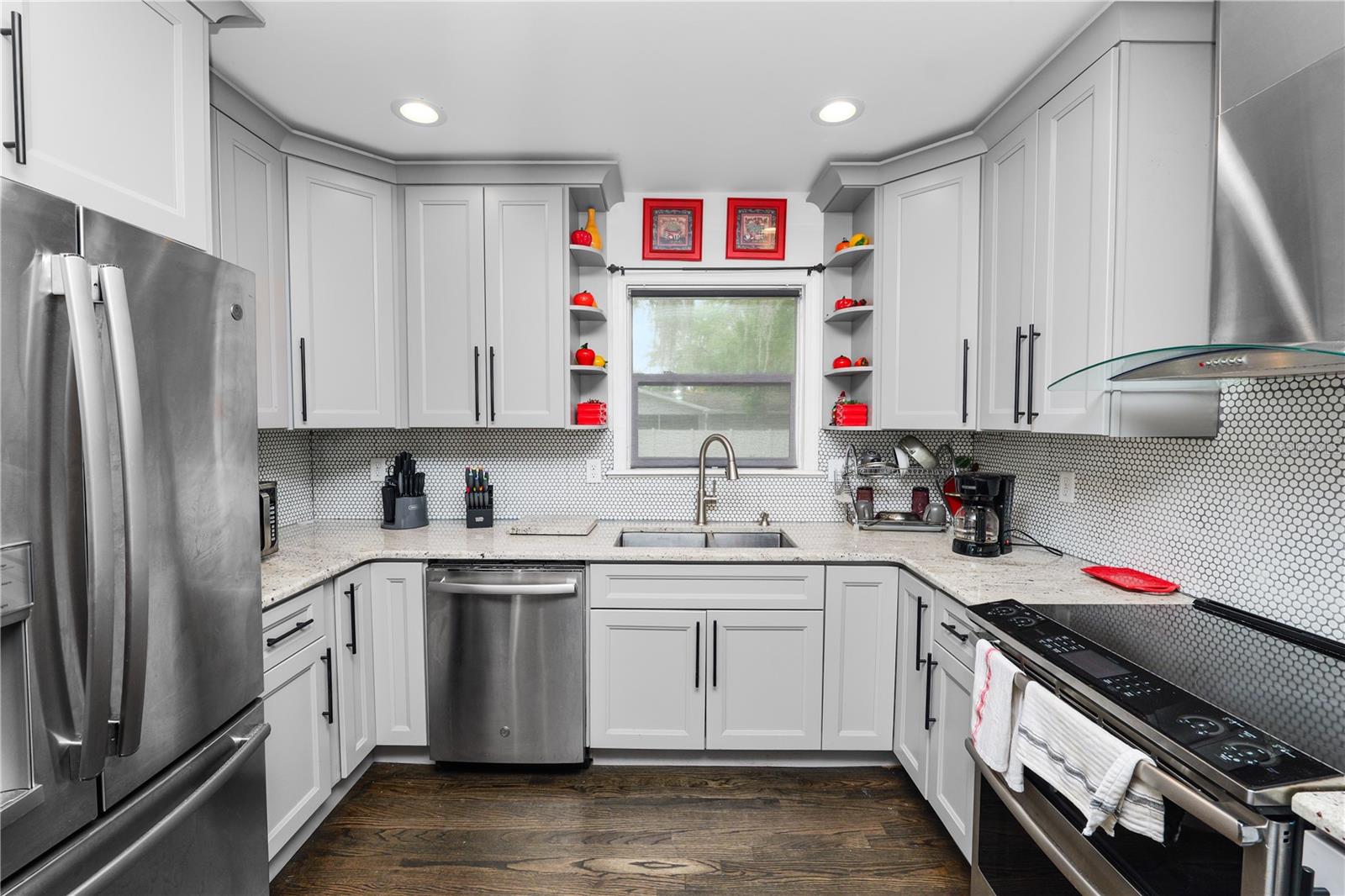 1410 E EDGEWOOD DR, LAKELAND, FL, 33803