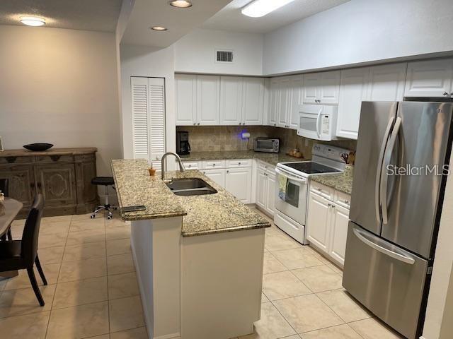 7280 ELEANOR CIR #101, SARASOTA, FL, 34243