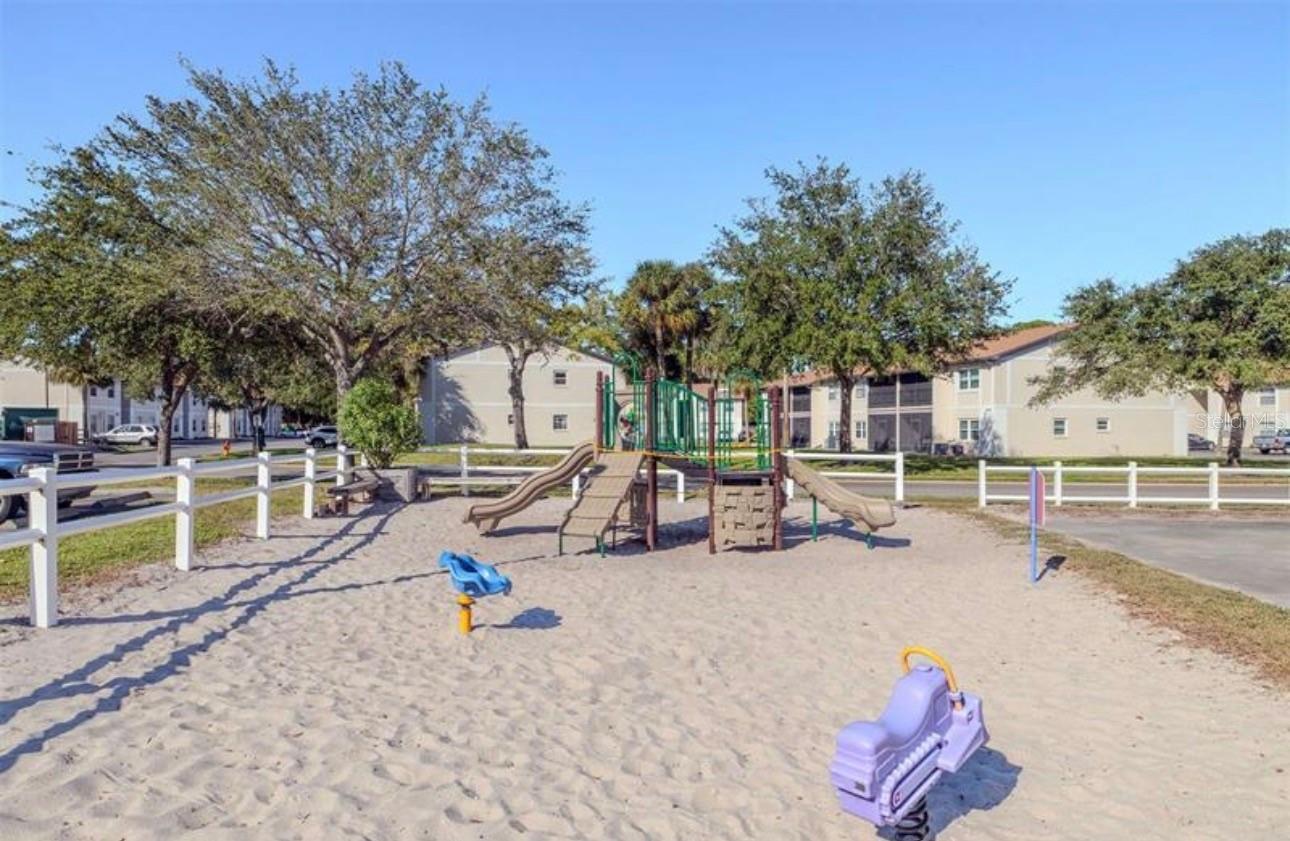 416 BANANA CAY DR #D, SOUTH DAYTONA, FL, 32119