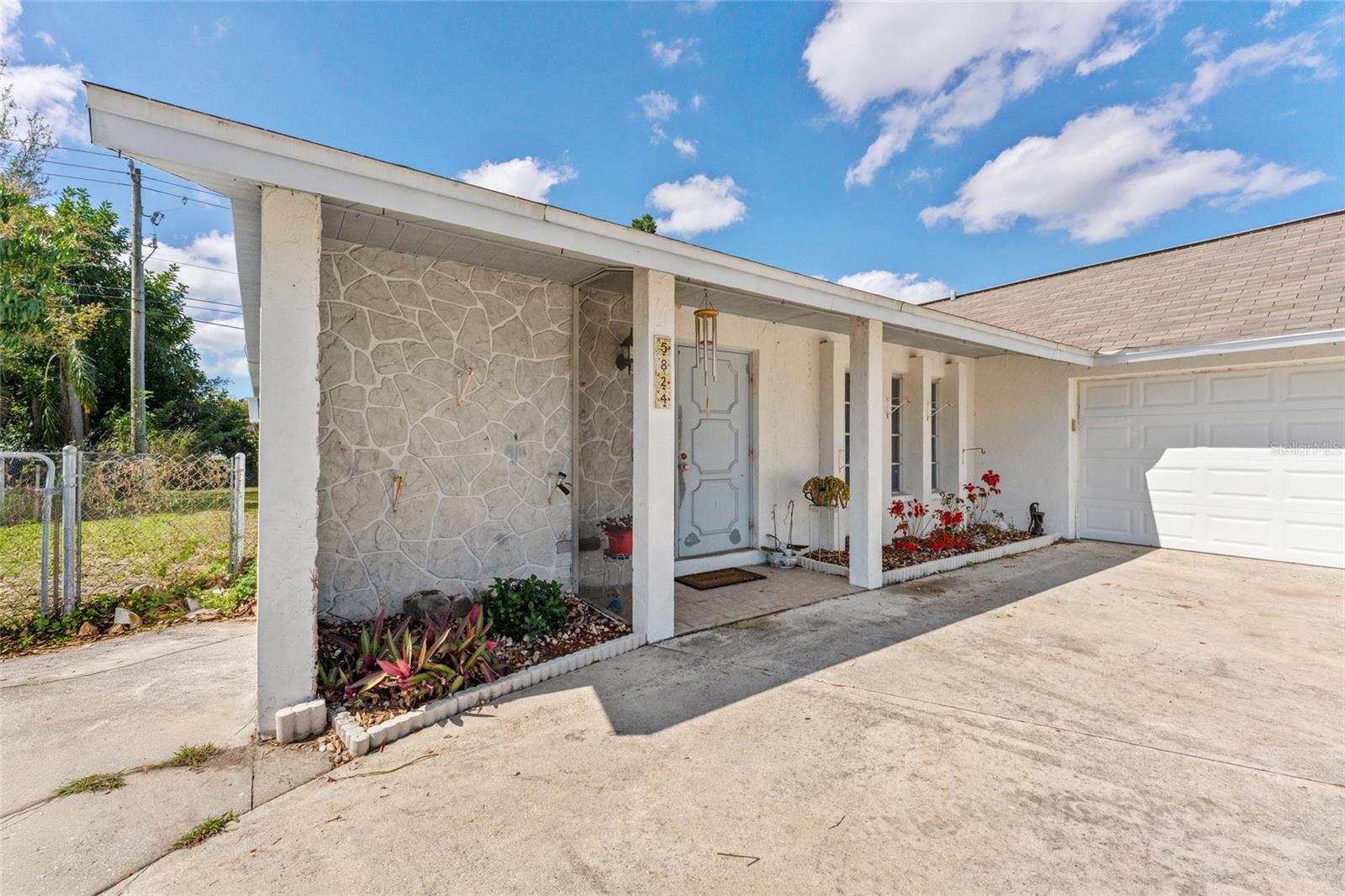 5824 WHISTLEWOOD CIR, SARASOTA, FL, 34232
