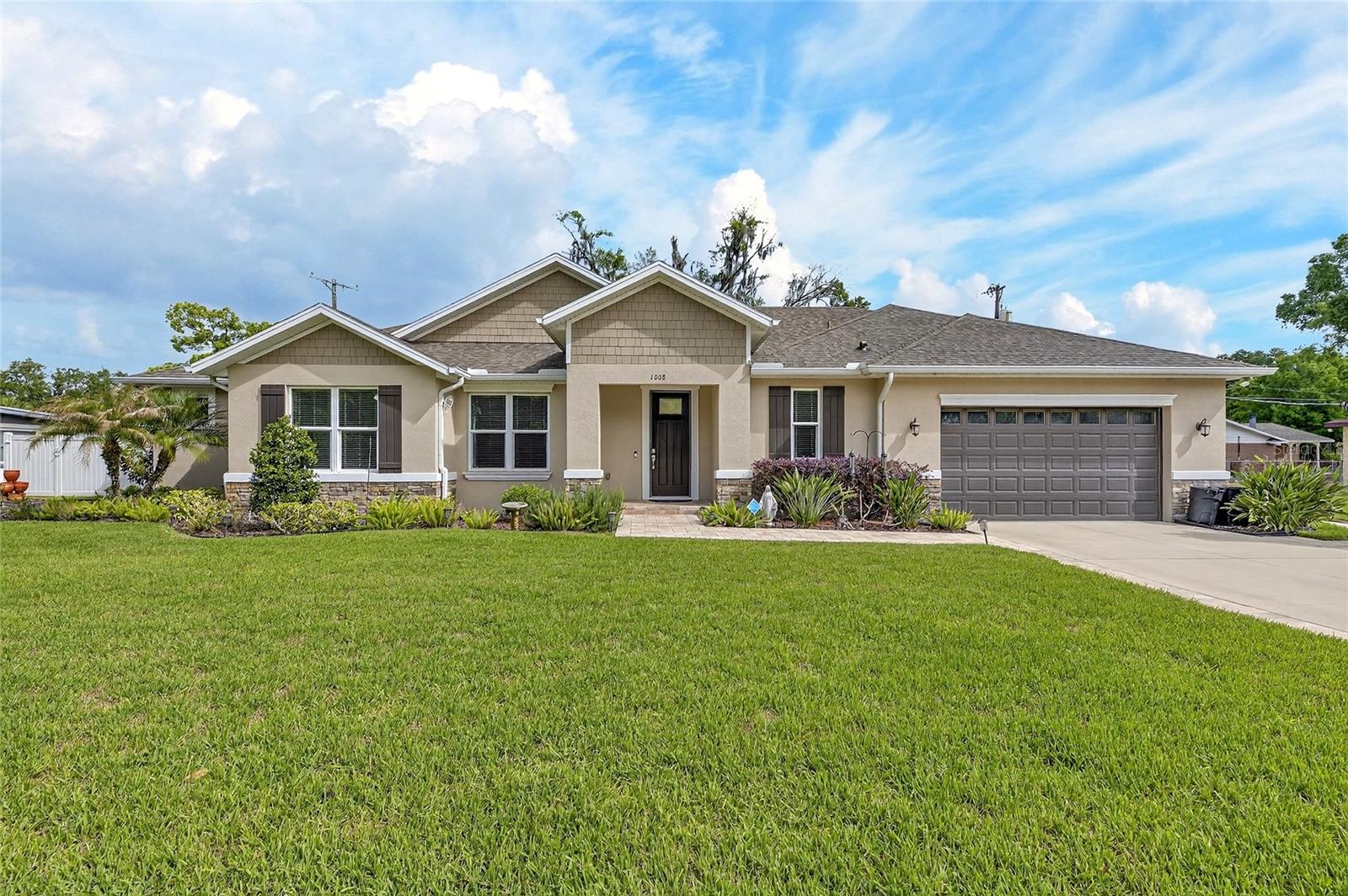 1008 W RIVER DR, TEMPLE TERRACE, FL, 33617