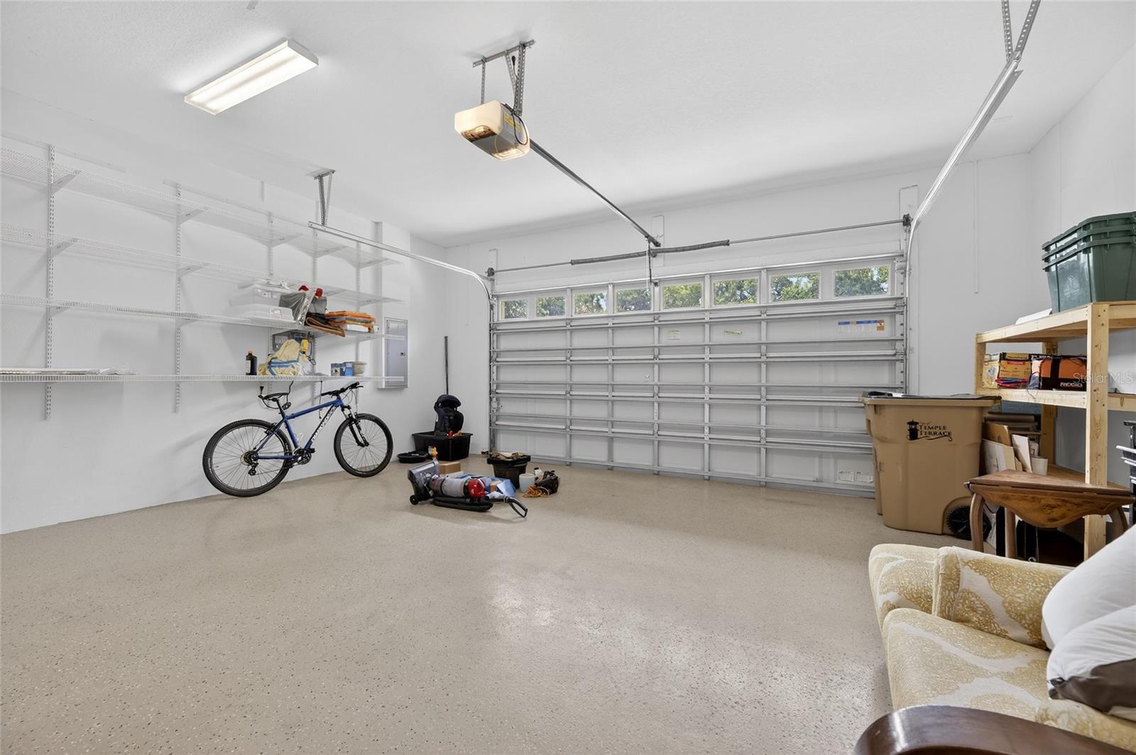 1008 W RIVER DR, TEMPLE TERRACE, FL, 33617